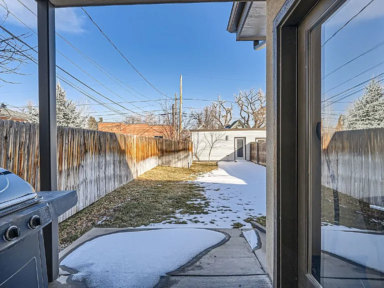 2142 Julian St — Photo 24