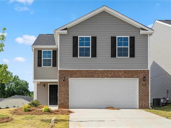 624 Beechwood Cir, Thomasville, NC 27360