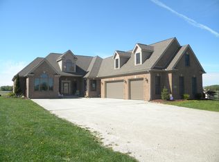 10285 Roachton Rd, Perrysburg, OH 43551