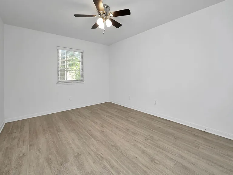 Parkside Place — Photo 25