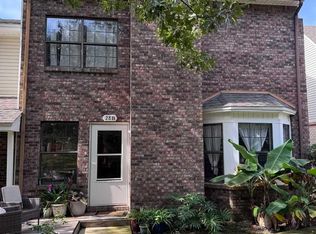 28 10th St #B, Shalimar, FL 32579