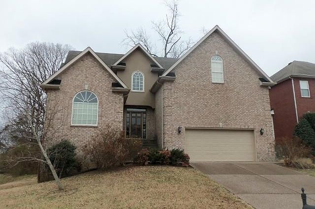 1st image of 2440 Adelaide Dr