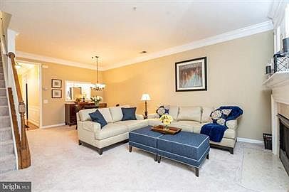 2nd image of 1718 Osage St #1