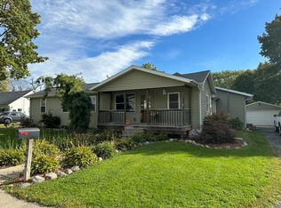 1000 Avery Ave, Dixon, IL 61021