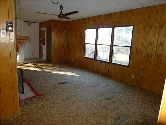 3rd image of 173 Church Ln