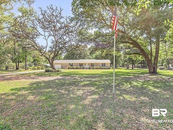 3rd image of 7644 Helton Dr