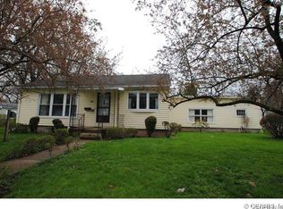214 E Park St, Albion, NY 14411