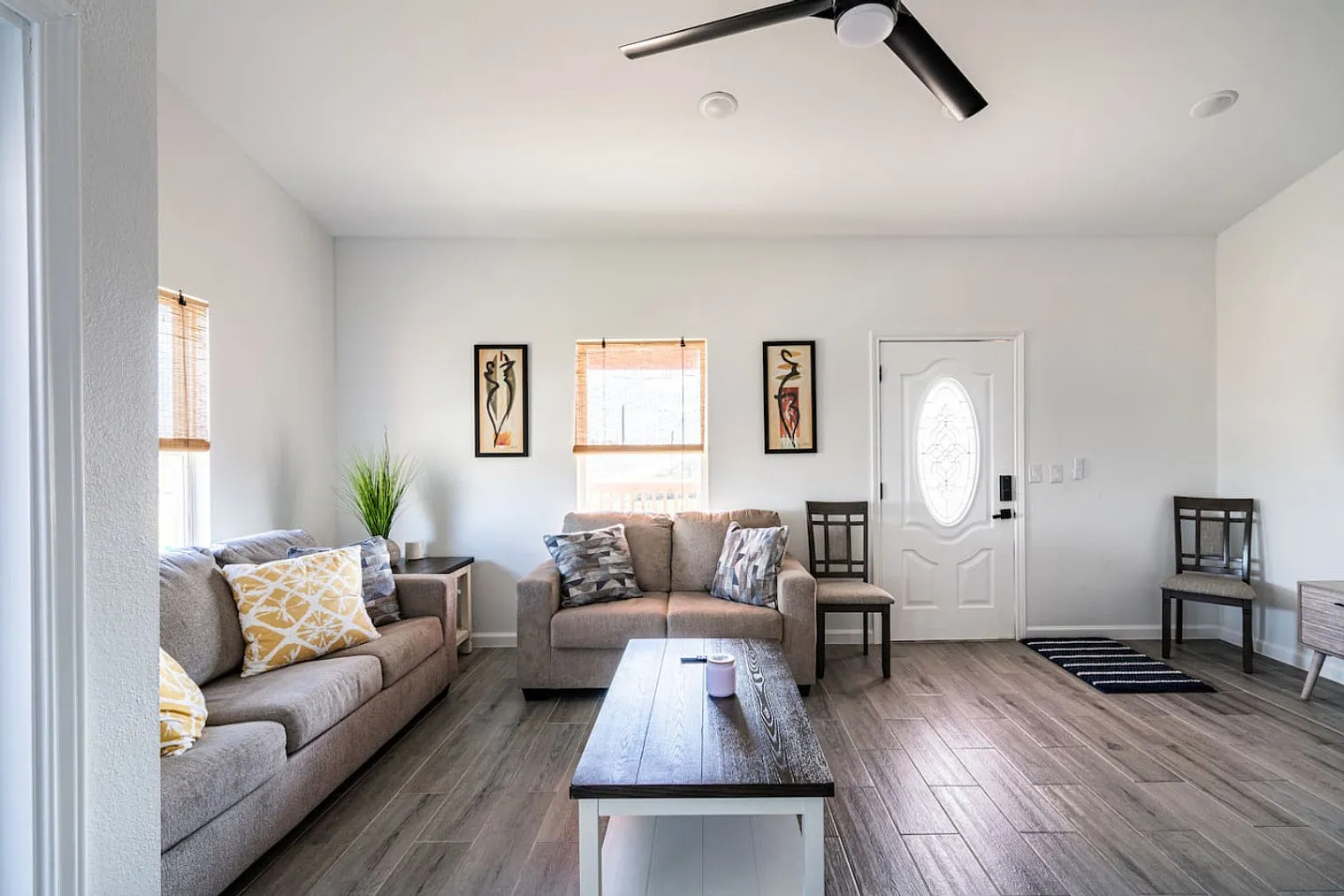 6 bed, 3.0 bath, 3143 sqft, $4,851 — Photo 4