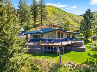 9198 Olalla Canyon Rd, Cashmere, WA 98815