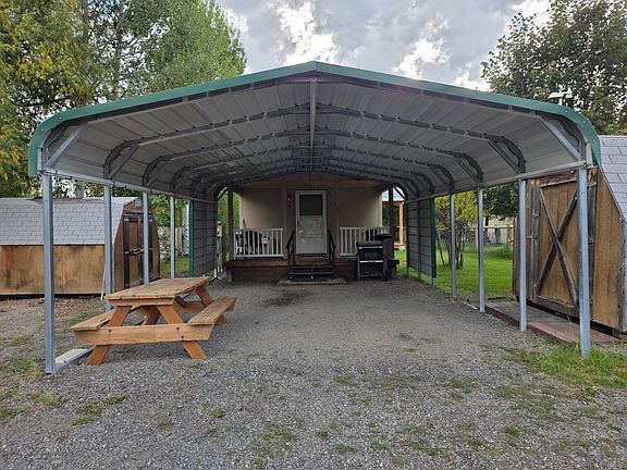 4th image of 107 B Ave