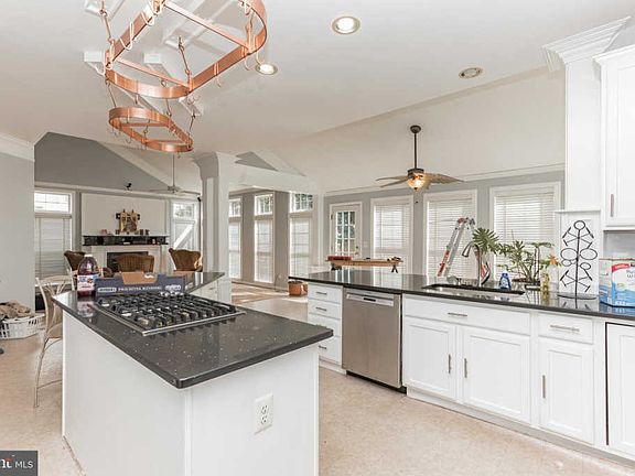 4th image of 14099 Eagle Chase Cir
