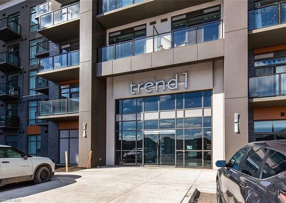 2nd image of 450 Dundas St E #1011