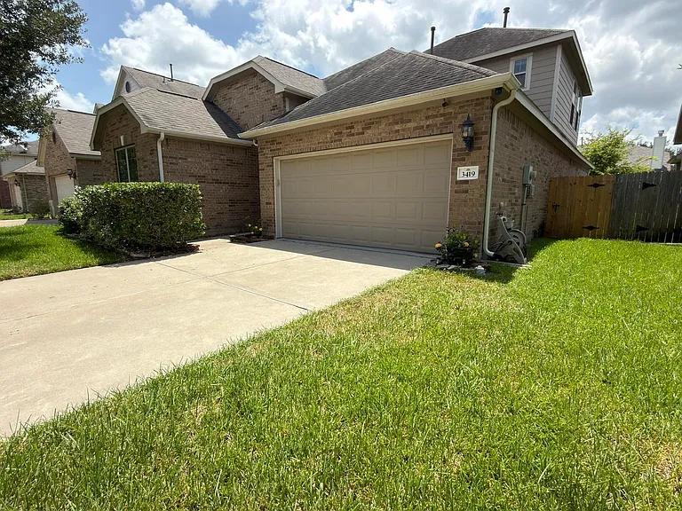 3419 Selene Dr — Photo 30