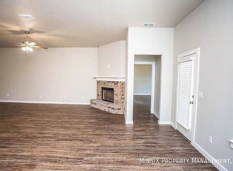 2150 Kirksey Ave — Photo 32