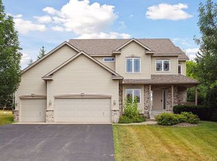 1814 Jourdan Ct, Eagan, MN 55122