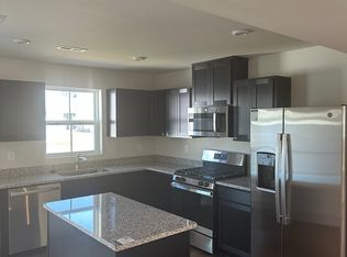 121 Rowand Way E, Clementon, NJ 08021