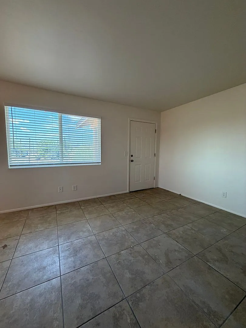 Apartments on Twelve — Photo 2