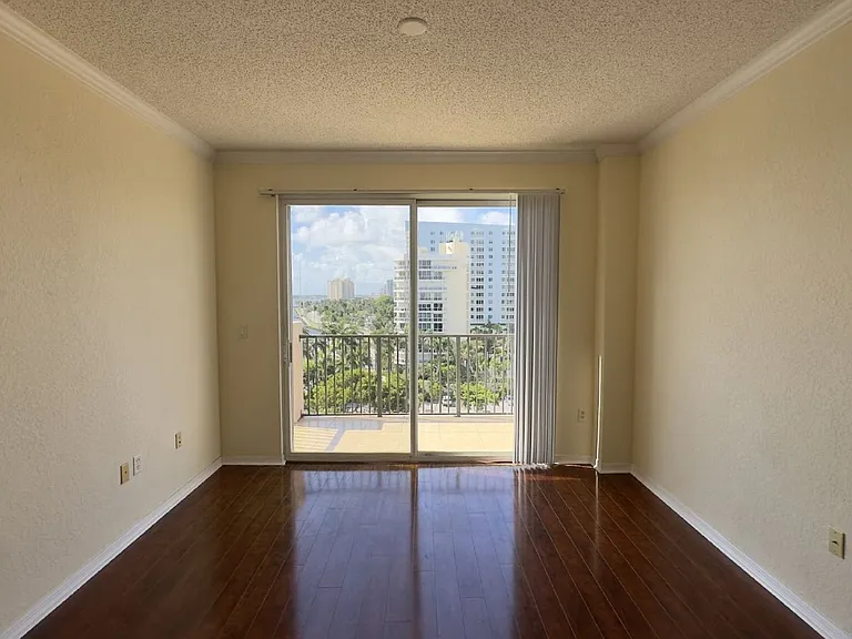 1801 N Flagler Dr #910 — Photo 7