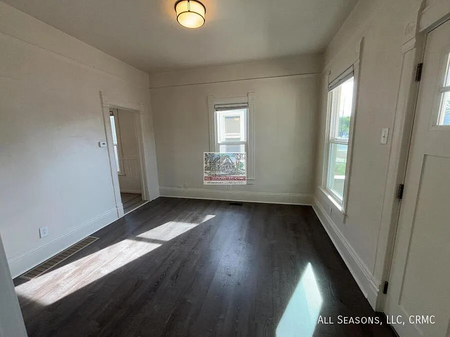 24 W Las Animas Street — Photo 3