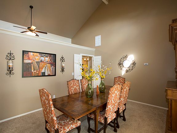 Vaulted Ceiling in Formal Dining Room