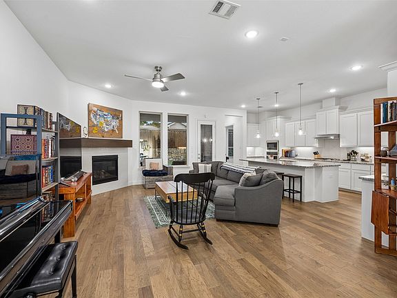 4th image of 7507 Coronado Dr
