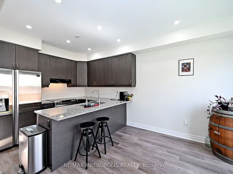 82 Westfield Dr — Photo 13