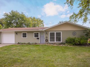763 Bridle Ln, Berea, OH 44017
