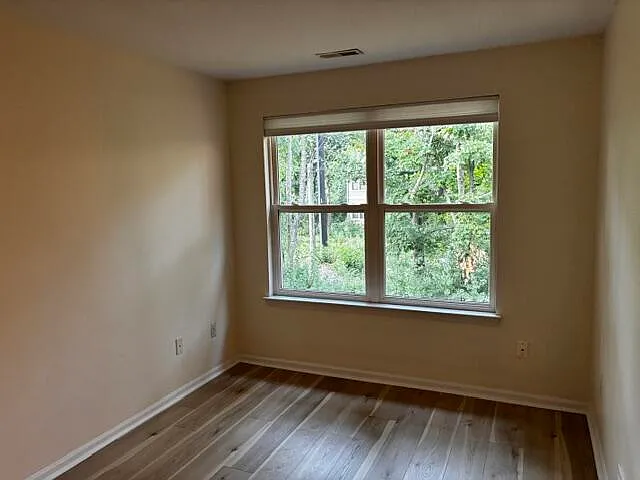1357 Heatherwood Ln — Photo 11