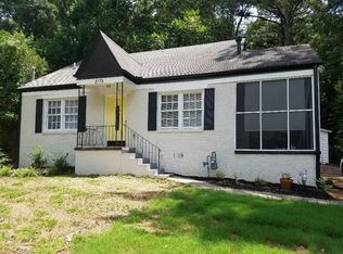 2176 Delowe Dr, East Pt, GA 30344