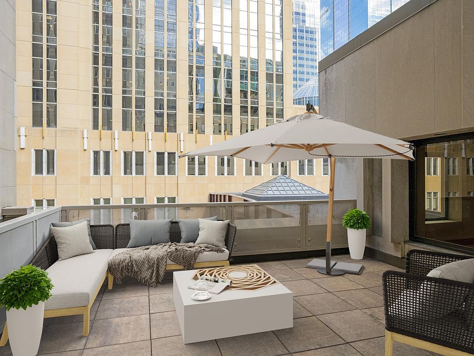 1st image of 601 Marquette Ave APT 301