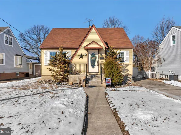 117 5th Ave, Mount Ephraim, NJ 08059