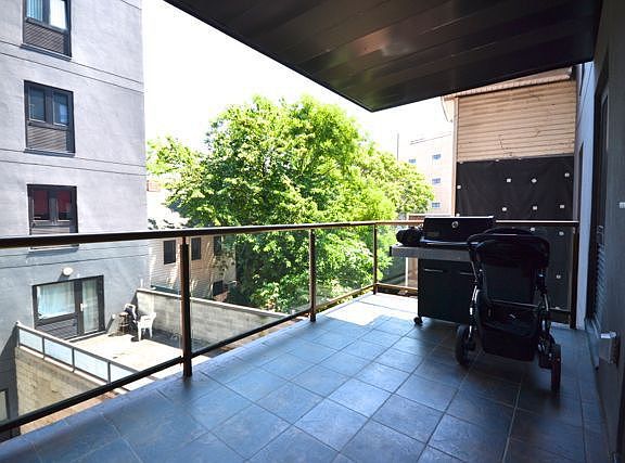 3rd image of 349 Metropolitan Ave APT 5D