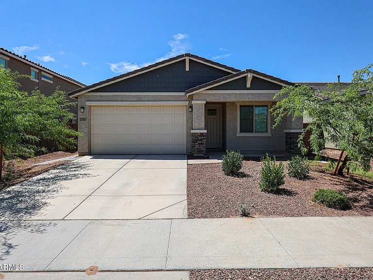 17333 W Pershing St — Photo 1