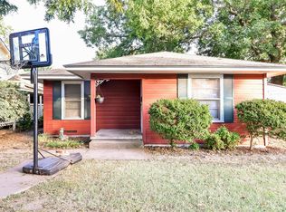 205 W Decatur St, Ennis, TX 75119