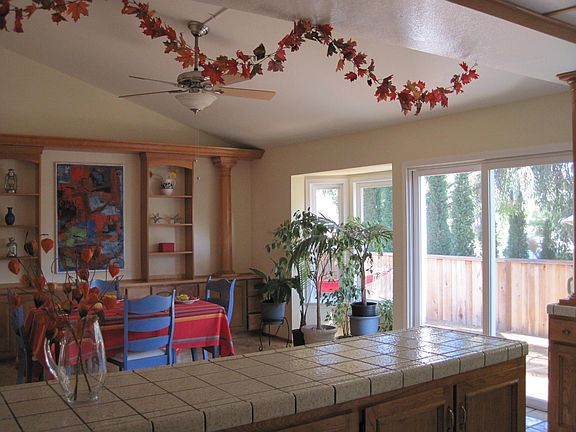 3rd image of 311 De Soto Dr