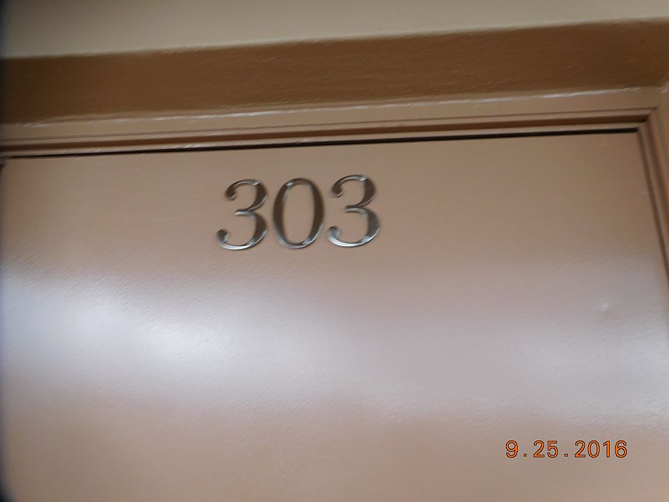 1st image of 10100 NW 30th Ct APT 303