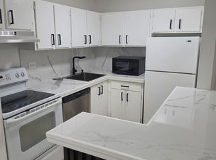 7030 NW 179th St APT 209, Hialeah, FL 33015