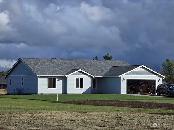 9222 179th Trail SW, Rochester, WA 98579