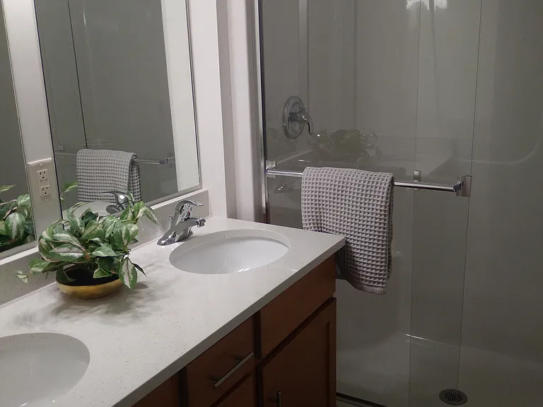 2752 Hidden Dr — Photo 29