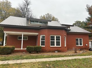711 Beckwith Ave, Caruthersville, MO 63830