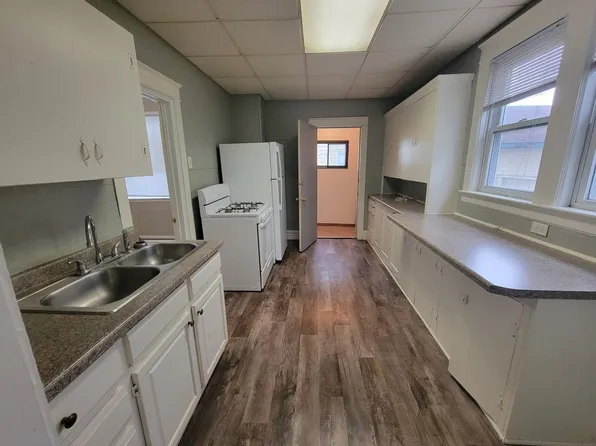 423 N 13th Ave E, Duluth, MN 55805