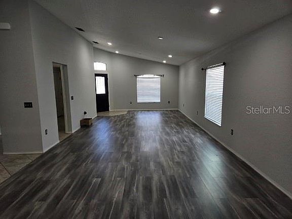 3rd image of 2235 Lakeridge Dr