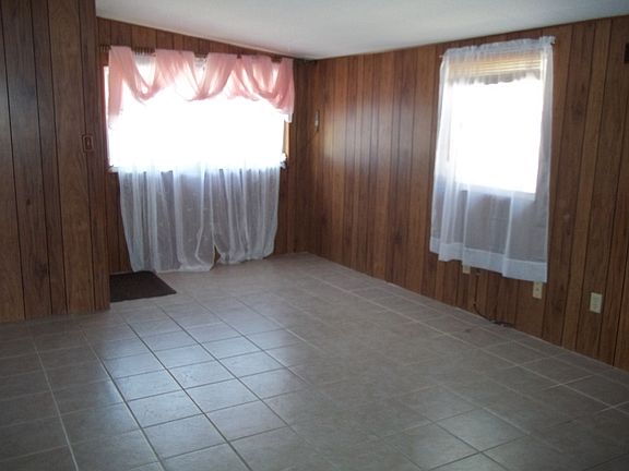 3rd image of 2908 Trudy Ln