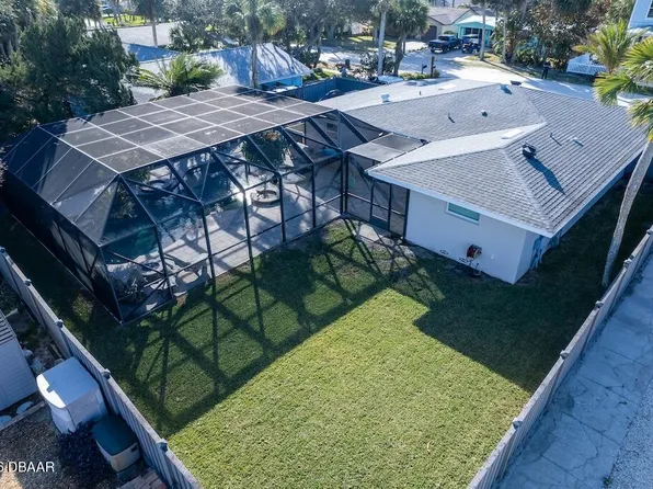 900 E 1st Ave, New Smyrna Beach, FL 32169