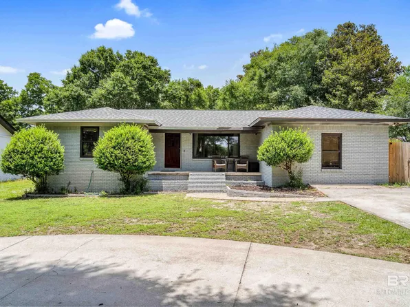 328 Magnolia Dr, Gulf Shores, AL 36542