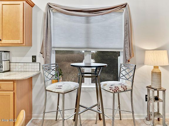 5th image of 4136 Vanessa Drive Unit 11