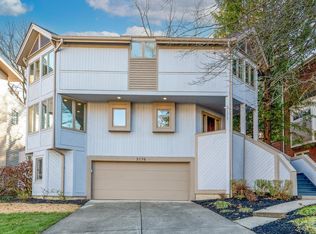 3175 Golden Ave, Cincinnati, OH 45226
