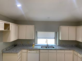 3800 Mahonia Ct, Arlington, TX 76017