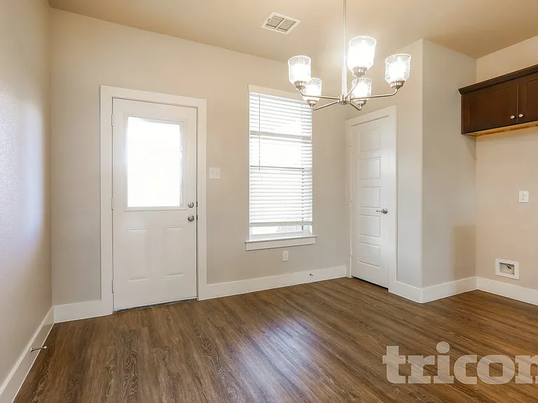 10312 Fort Ewell Trl — Photo 3