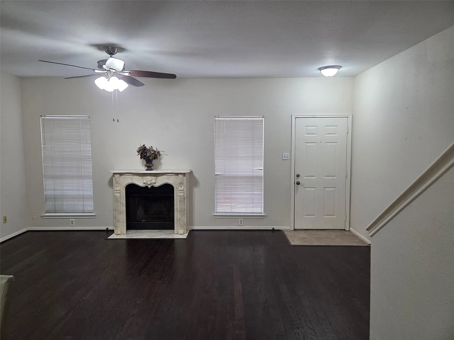 2 bed, 2.5 bath, 1620 sqft, $1,650 — Photo 4